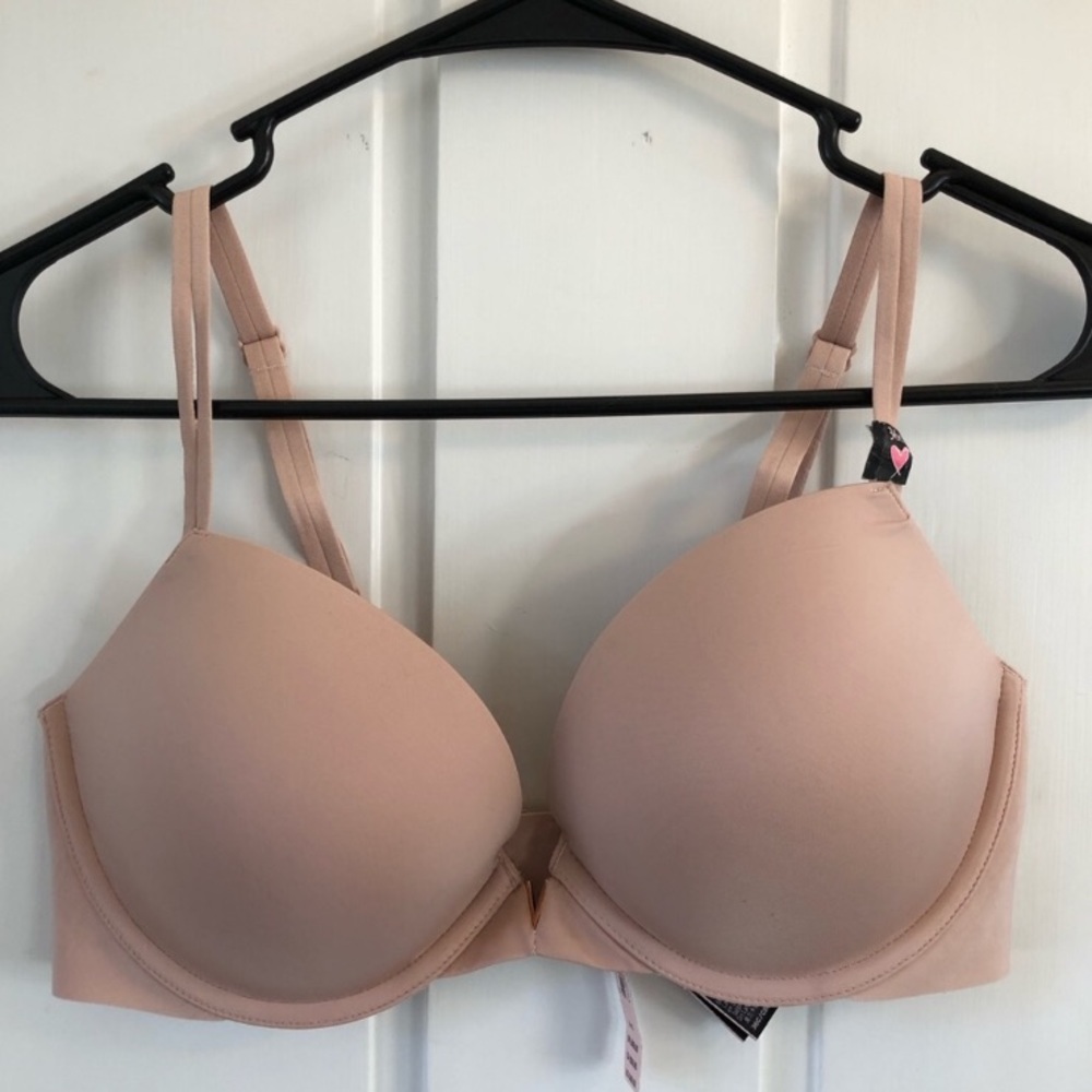 VS “Sexy Illusions” Push-Up Bra Pale Pink